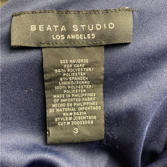 Formal gown | Navy blue | one shoulder | beaded straps - Picture 5 of 8